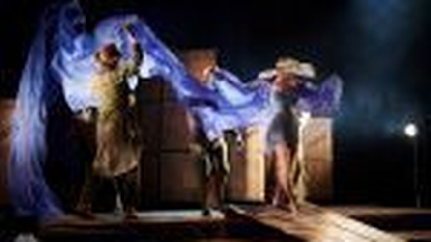 Главная картинка новости: Ваш выход! (16+) 22 мая (Ср) 18:30
