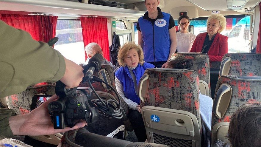 Главная картинка новости: 21 нижегородец вернулся домой из украинского плена