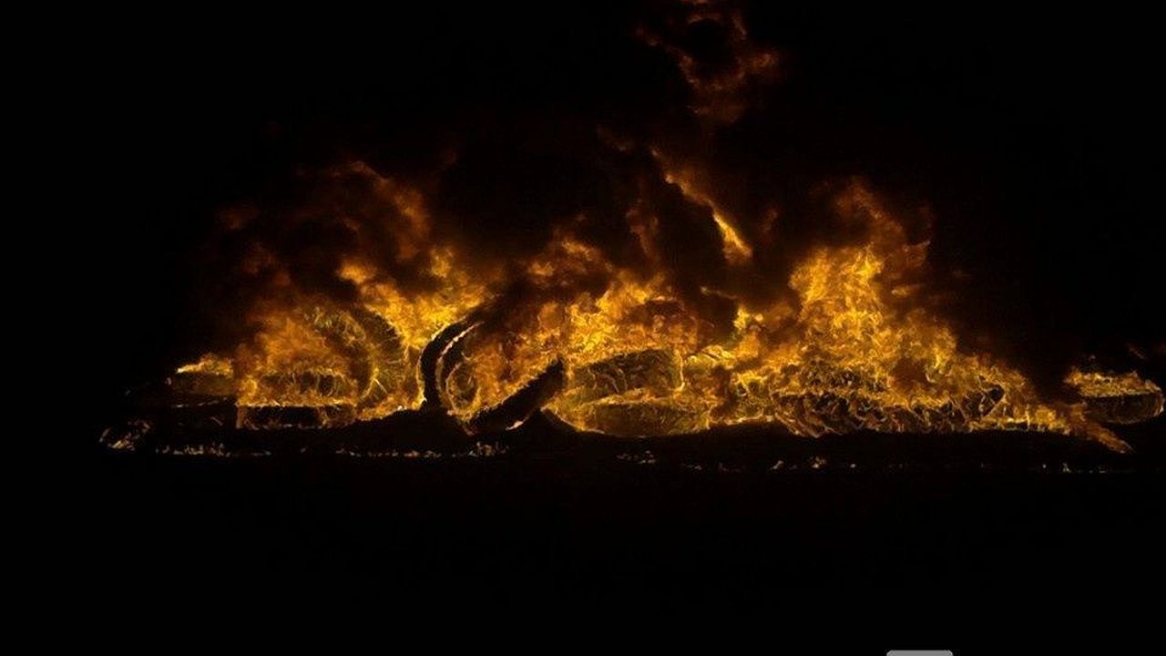 Главная картинка новости: Трава на площади в 130 га горит в Арзамасском округе