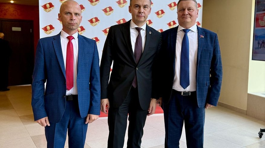 Главная картинка новости: Нижегородские коммунисты приняли участие в XIX Съезде КПРФ
