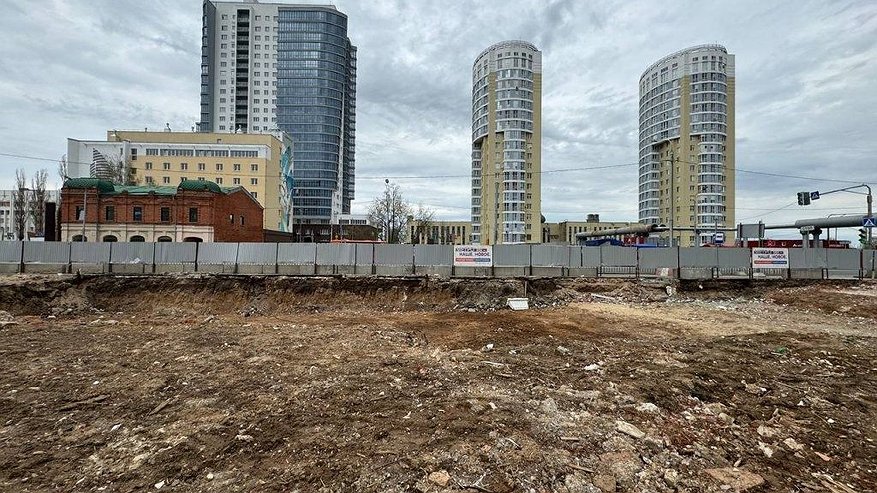 Главная картинка новости: На месте будущего квартала правительства на Сенной закончен снос домов