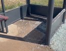 Вандалы разгромили остановку в Анкудиновском парке под Нижним Новгородом