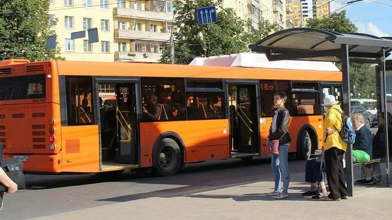 Главная картинка новости: Мужчина мастурбировал на девочек в автобусе в Нижнем Новгороде