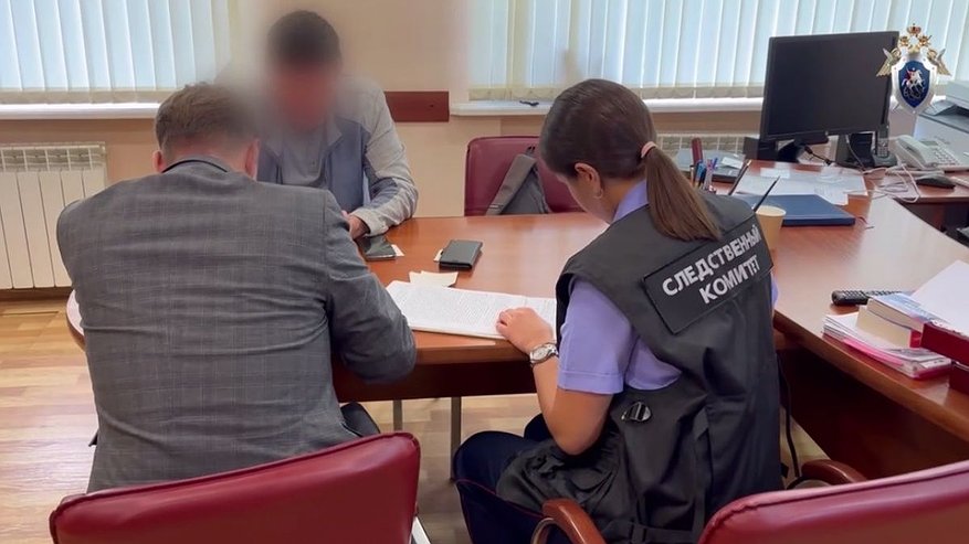 Главная картинка новости: Нижегородских полицейских задержали за организацию нелегальной миграции