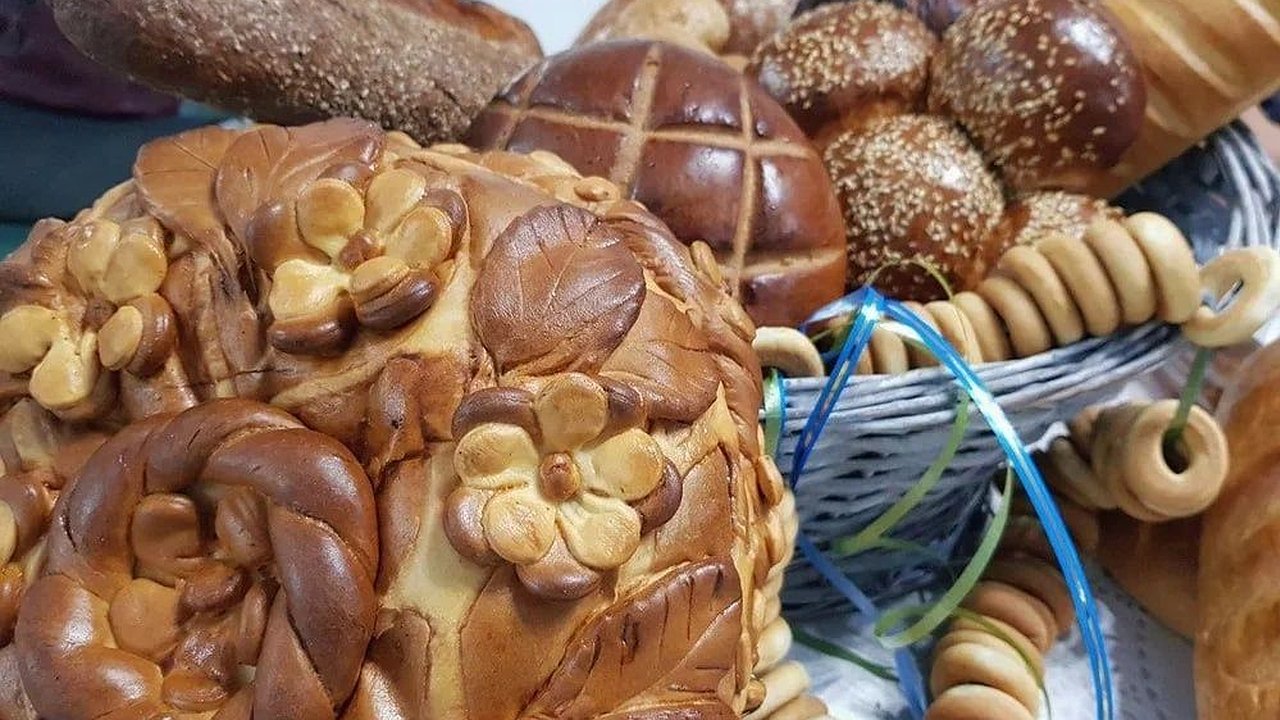 Главная картинка новости: Нижегородцам посоветовали не есть хлеб и мюсли на завтрак