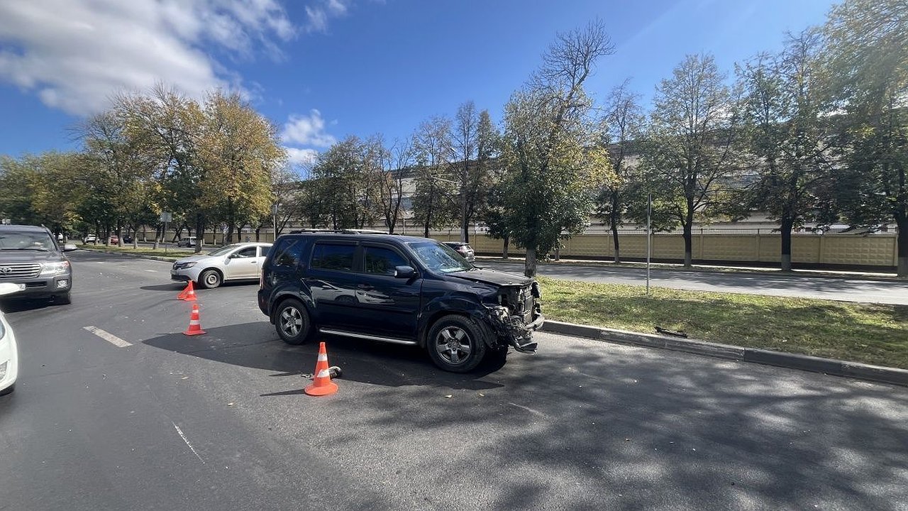 Главная картинка новости: Мотоциклист умер после ДТП на проспекте Ленина в Нижнем Новгороде