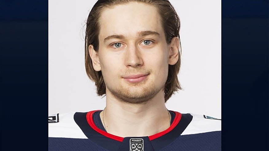 Главная картинка новости: Нижегородское «Торпедо» подписало контракт с защитником Арсением Варлаковым