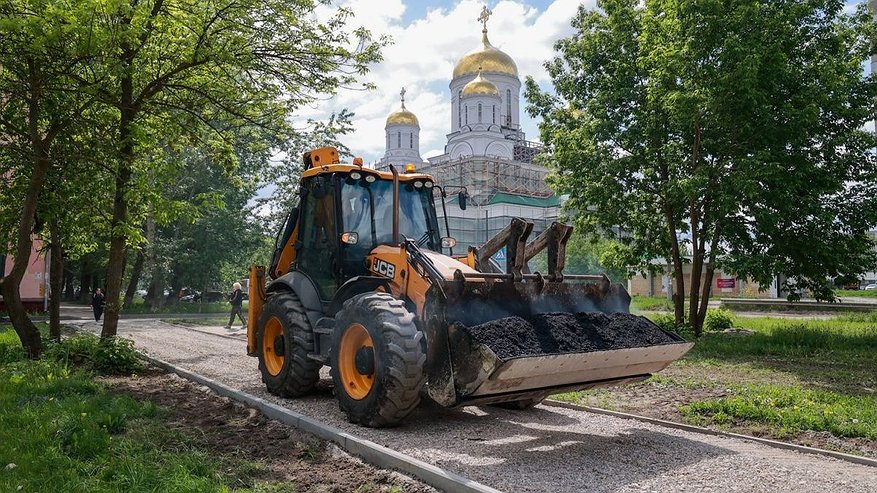 Главная картинка новости: Треть работ по карточному ремонту дорог завершена в Нижнем Новгороде