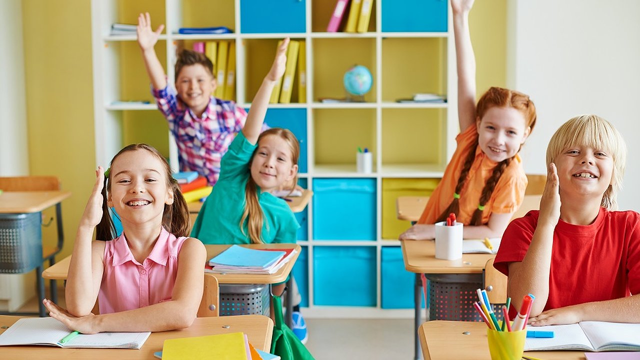 Главная картинка новости: В Нижегородской области начнут учебный год около 360 тысяч школьников