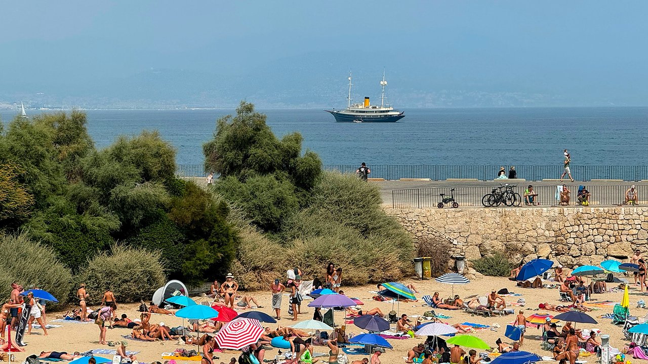 Главная картинка новости: Что нельзя делать русским туристам в Абхазии: 5 важных правил для комфортного отдыха