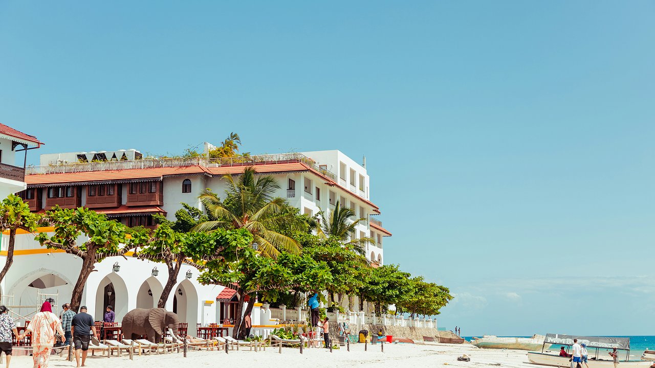 Главная картинка новости: "Полотенца для рук вместо туалетной бумаги": 8 раздражающих привычек российских туристов, которые выводят из себя персонал турецких отелей