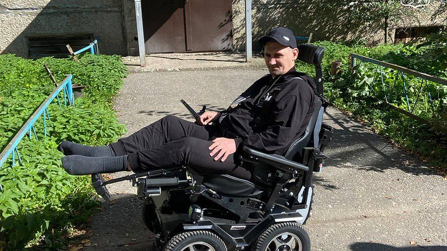 Главная картинка новости: В Городце бойцу передали высокотехнологичное инвалидное кресло