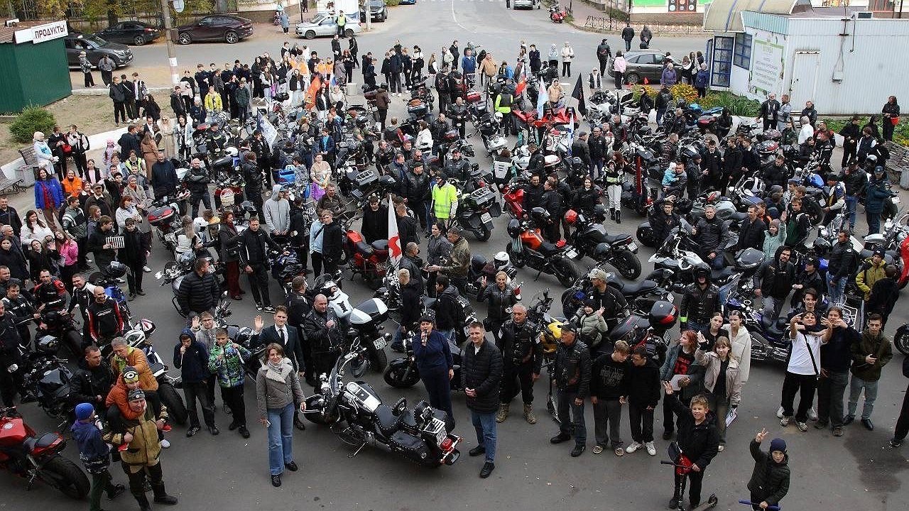 Главная картинка новости: Городецкие школьники освоили азы мотобезопасности