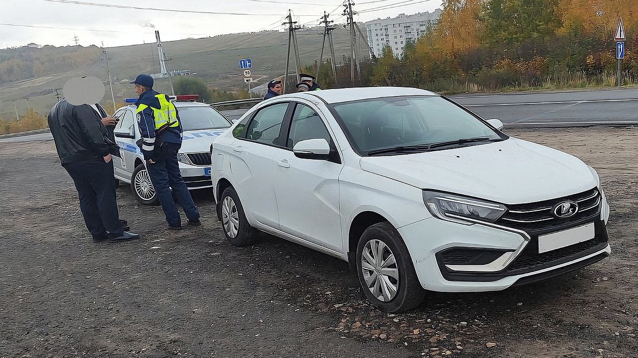 Главная картинка новости: В Нижегородской области автомобиль должника изъят на трассе