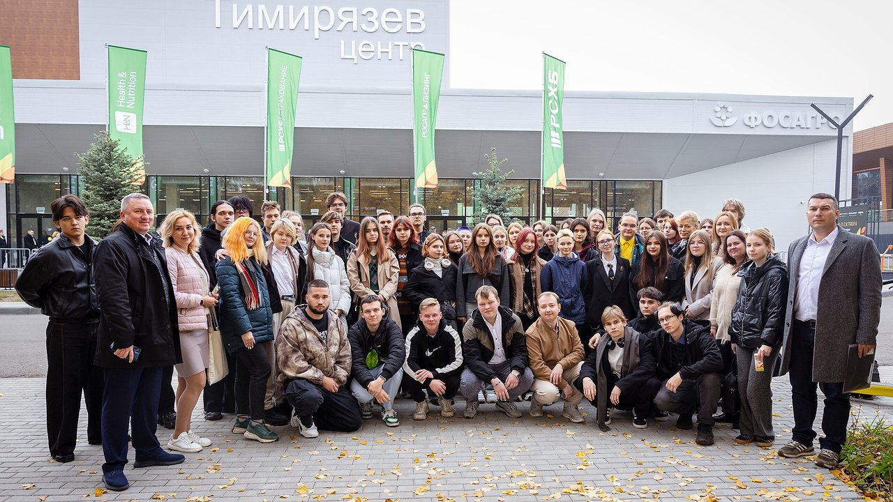 Главная картинка новости: Нижегородский институт пищевых технологий и дизайна выступил на "Золотой осени - 2025"