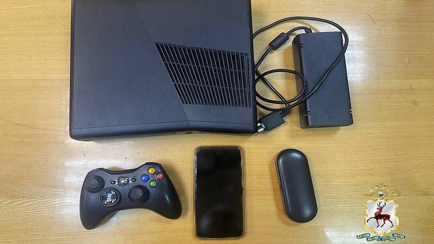 Главная картинка новости: В Заволжье мужчина с ножом напал на соседа и ограбил его квартиру