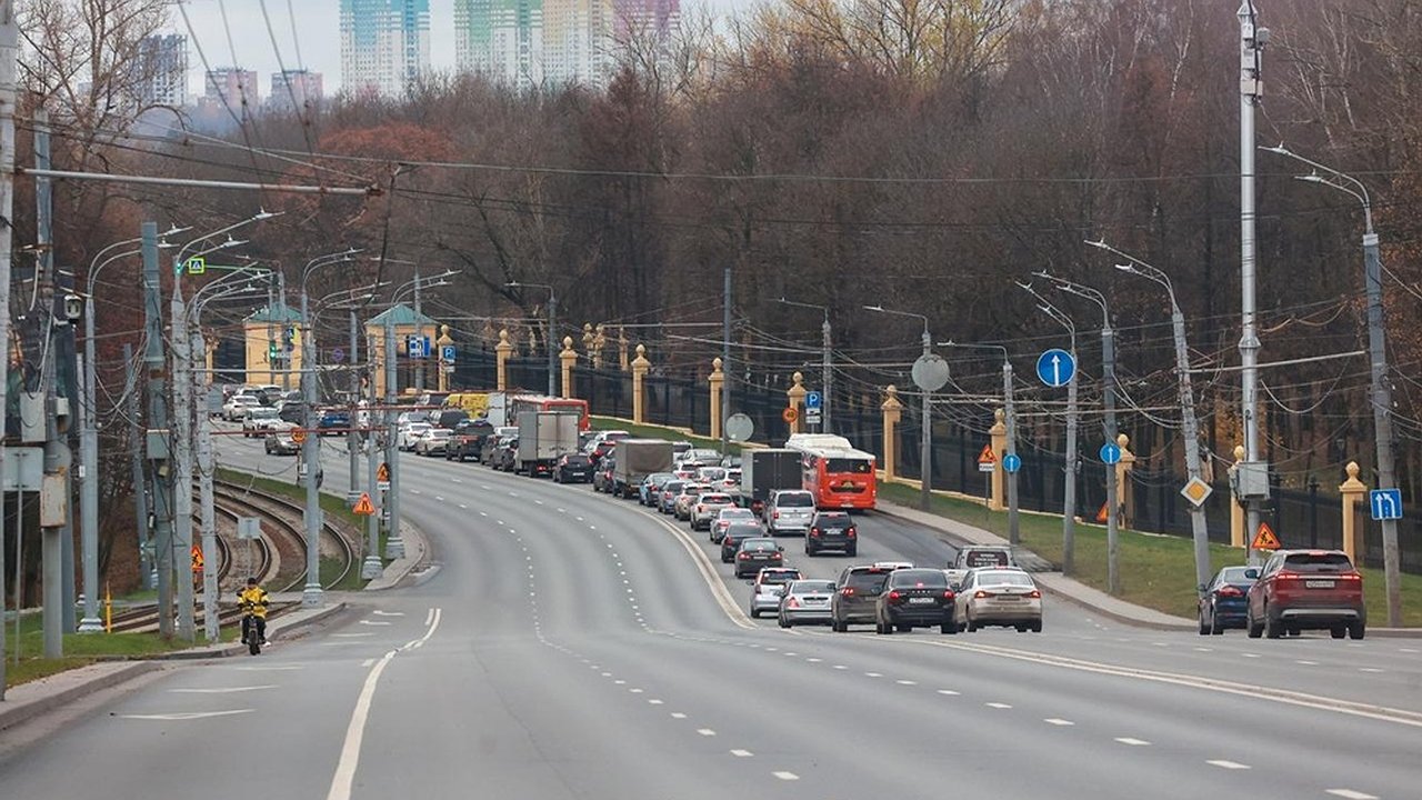 Главная картинка новости: В Нижнем Новгороде обновили дороги у главных вузов