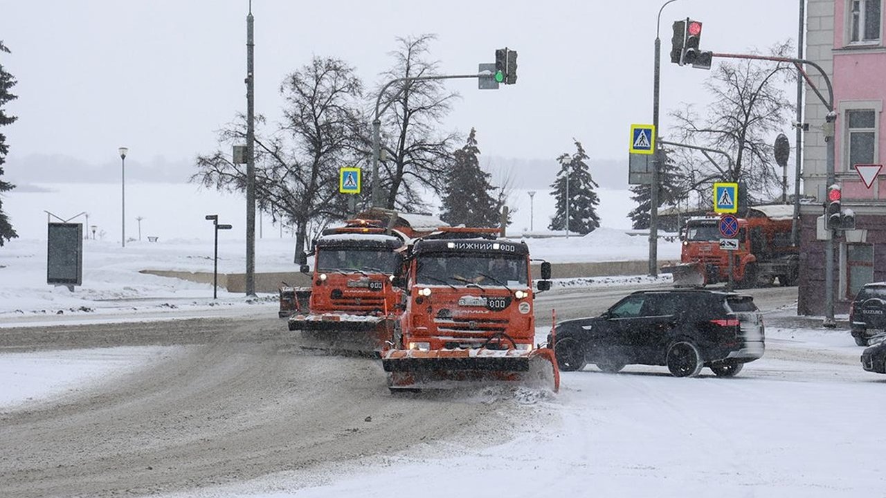 Главная картинка новости: Нижний Новгород закупит 110 единиц новой уборочной техники после снежной зимы