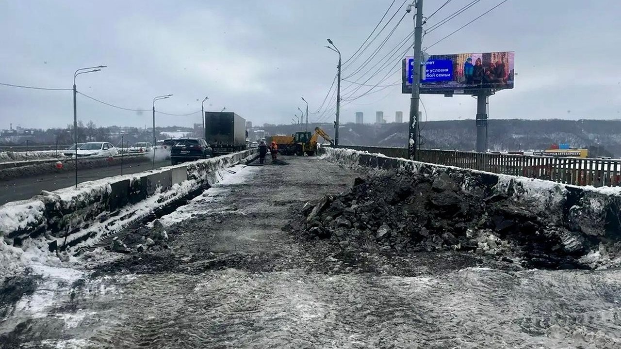 Главная картинка новости: Движение по Мызинскому мосту в Нижнем Новгороде ограничат на ночь 21 февраля