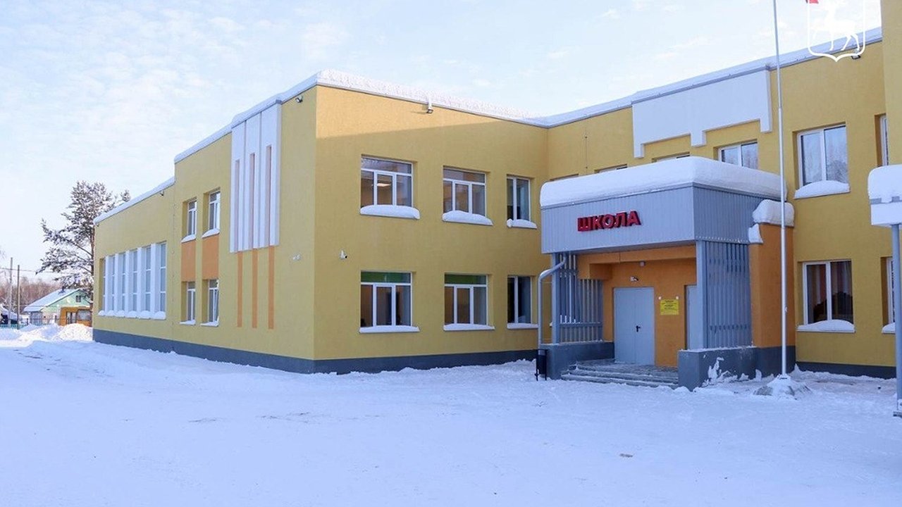Главная картинка новости: Школу в деревне Мурзино Сокольского округа обновили за 86 млн