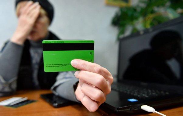 В Ваче гостья перевела себе 35 тысяч с планшета родственницы