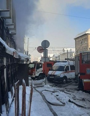 В Нижнем Новгороде на Ильинской улице потушили пожар площадью 400 кв. м