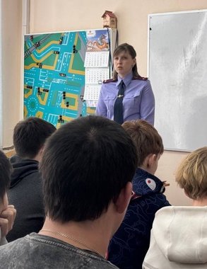 Следователь рассказала нижегородским студентам о вовлечении в преступления