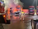 В Дзержинске на Московском шоссе пожар уничтожил и повредил по три грузовика