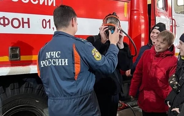 Нижегородские школьники написали благодарственное письмо в МЧС после экскурсии
