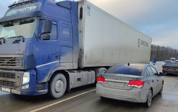 В Нижегородской области с 23 марта большегрузы отправят в объезд на месяц