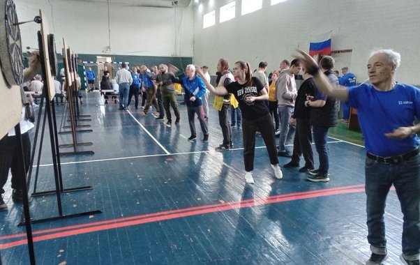 Команды нижегородских предприятий сразились в дартсе и гиревом спорте