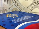 В Нижегородской области сотрудник колонии за взятку носил заключенным телефоны и наушники